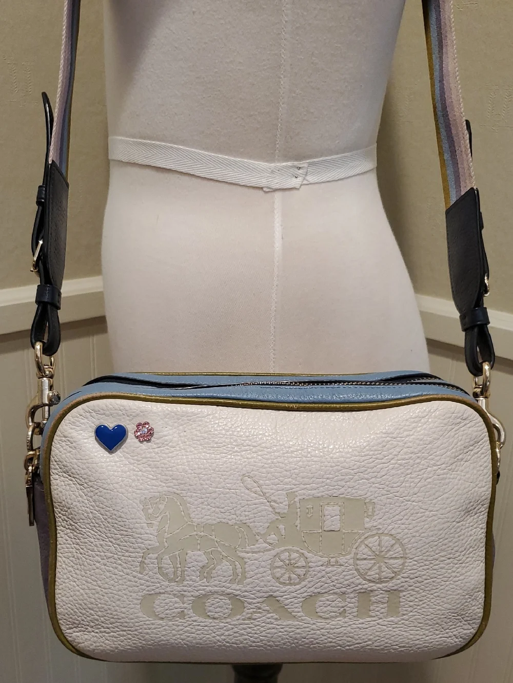 Coach multicolor pebbled